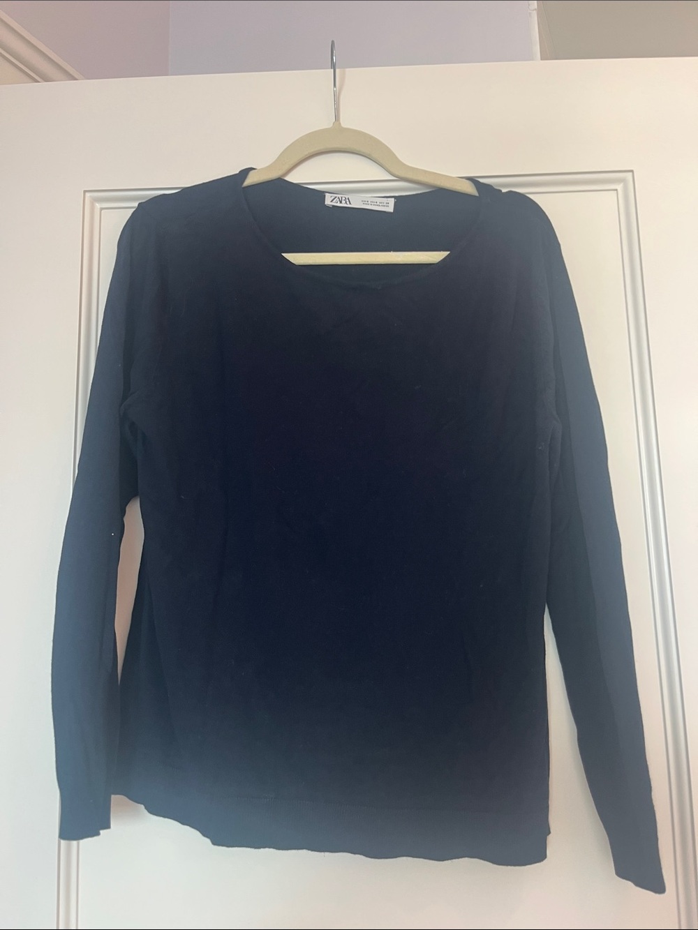 Zara Black Long-Sleeve Crew Tee
